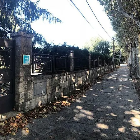 Casa El Arbol Del Lilo * El Espinar