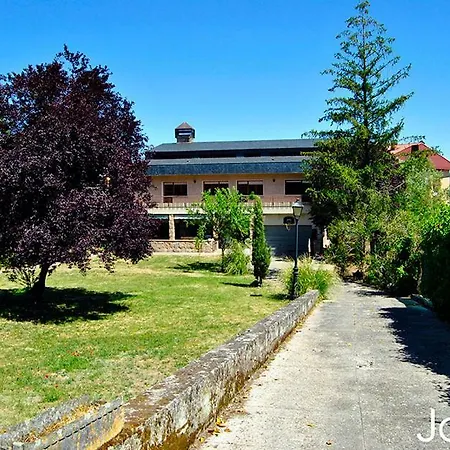 Casa El Arbol Del Lilo Semesterbostad El Espinar
