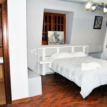 Nyaraló Casa El Arbol Del Lilo El Espinar