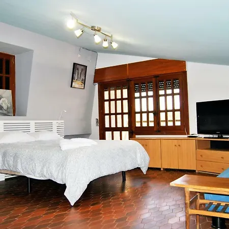 Casa El Arbol Del Lilo * إل إيسبينار
