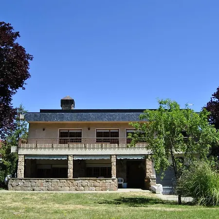 Casa El Arbol Del Lilo بيت للعطل *