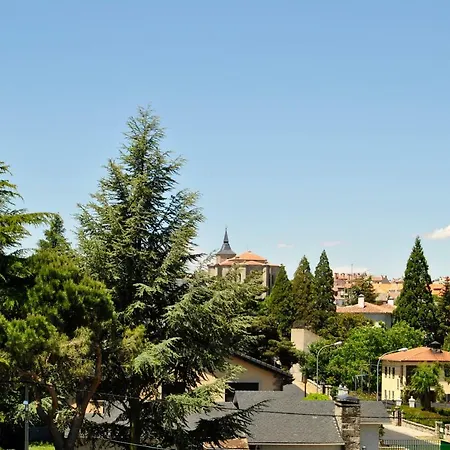 Casa El Arbol Del Lilo